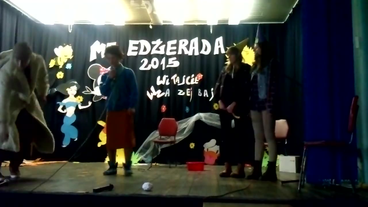 Klatka z filmu 3 — Miejsce: Zespół Szkół Menedżerskich w Świeciu (53.41277, 18.
