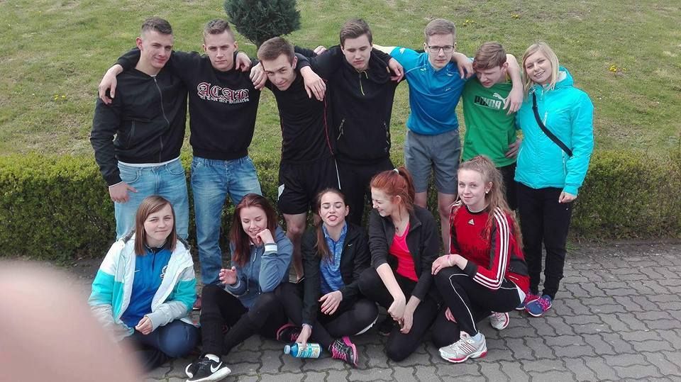 Sztafety naszych dziewcząt i chłopców :-) (zdjęcie 7)