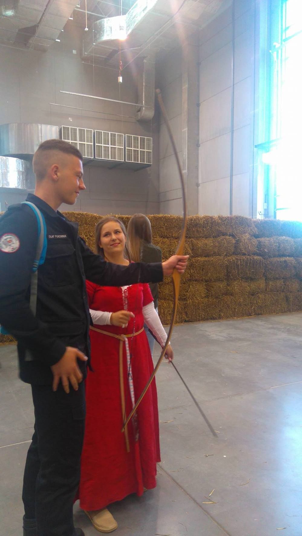W dniu 2 czerwca 2017 roku uczniowie klas mundurowych wzięli udział w Targach Proobronnych "Pro Defe (zdjęcie 15)