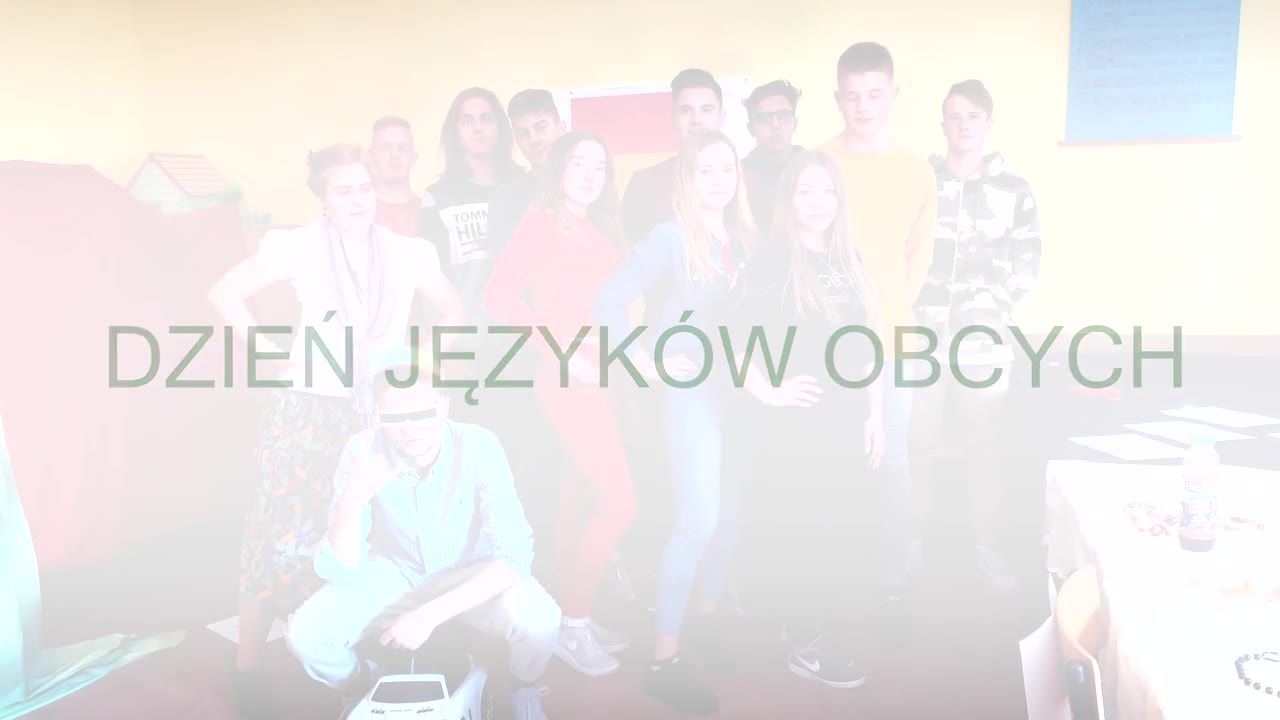 Klatka z filmu 4 — Zespół Szkół Menedżerskich w Świeciu - Wrzesień 2019Zespół S