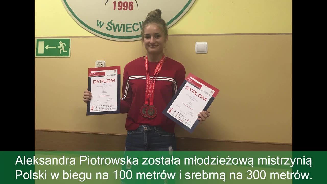 Klatka z filmu 5 — Zespół Szkół Menedżerskich w Świeciu - Wrzesień 2019Zespół S
