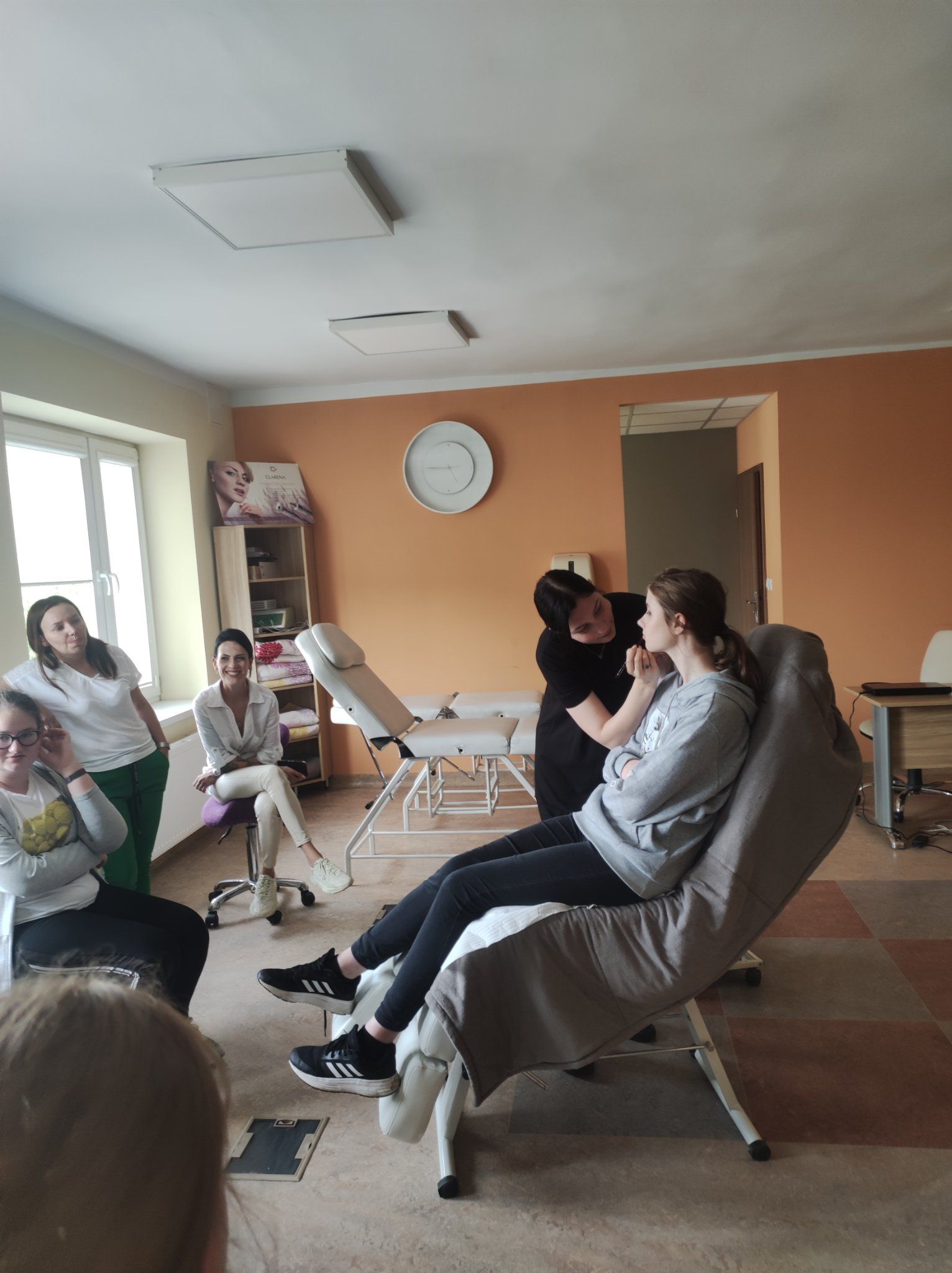 Dnia 13.06.22 na zaproszenie Akademickiego Centrum Medycznego Bydgoskiej Szkoły Wyższej, wybrana gru (zdjęcie 8)