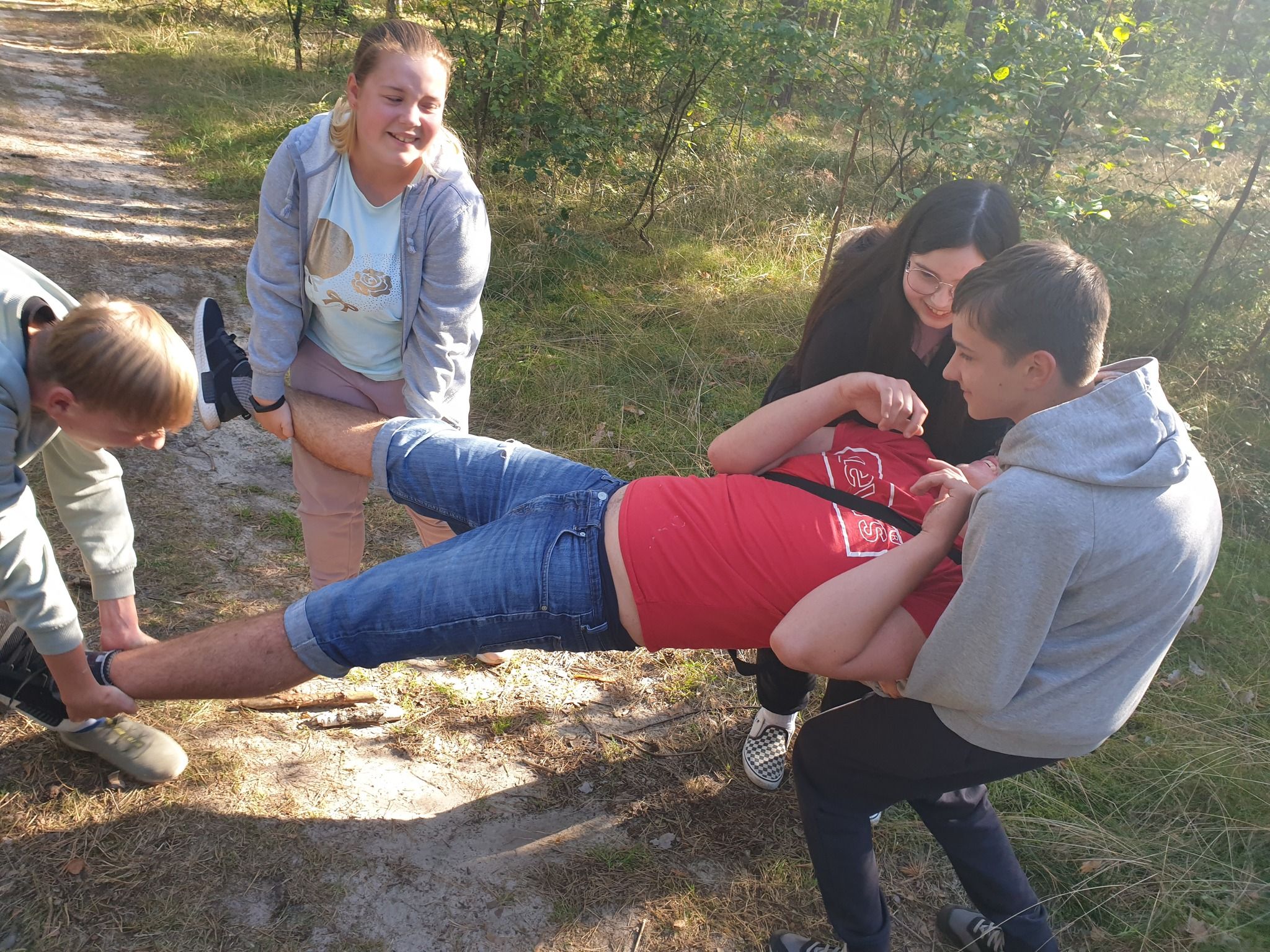 Wyjazd integracyjny i obóz szkoleniowy klas mundurowych (zdjęcie 17)