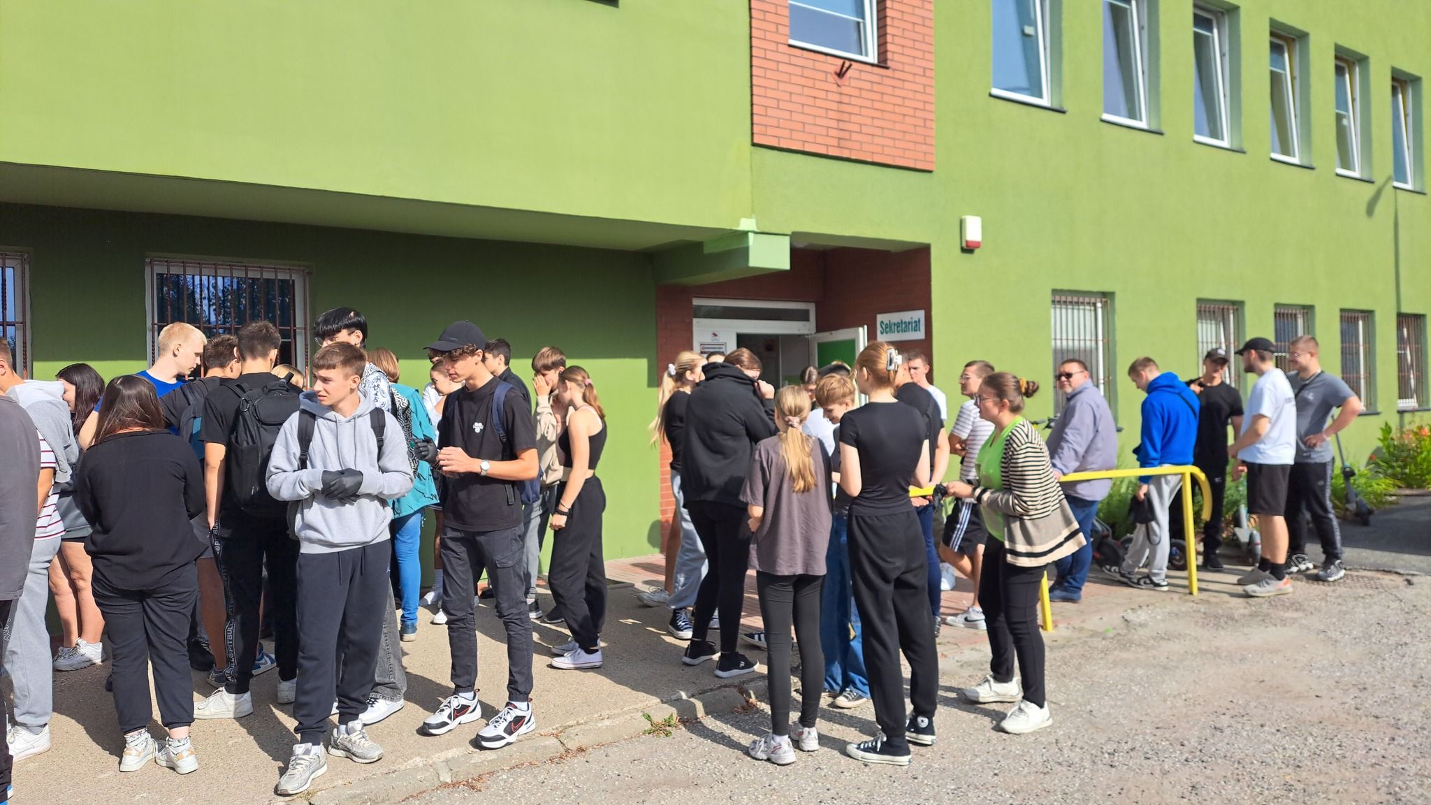 Sprzątanie Świata ZSM (zdjęcie 2)