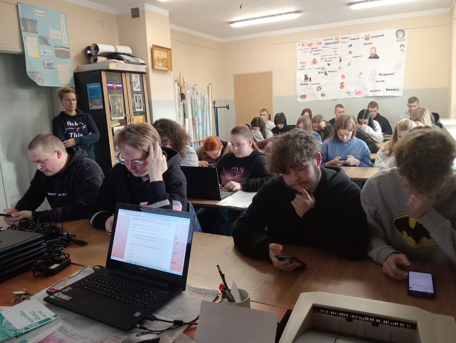 Do konkursu z Wiedzy o Zarządzaniu i Ekonomii organizowanego przez Uniwersytet Morski w Gdyni przyst