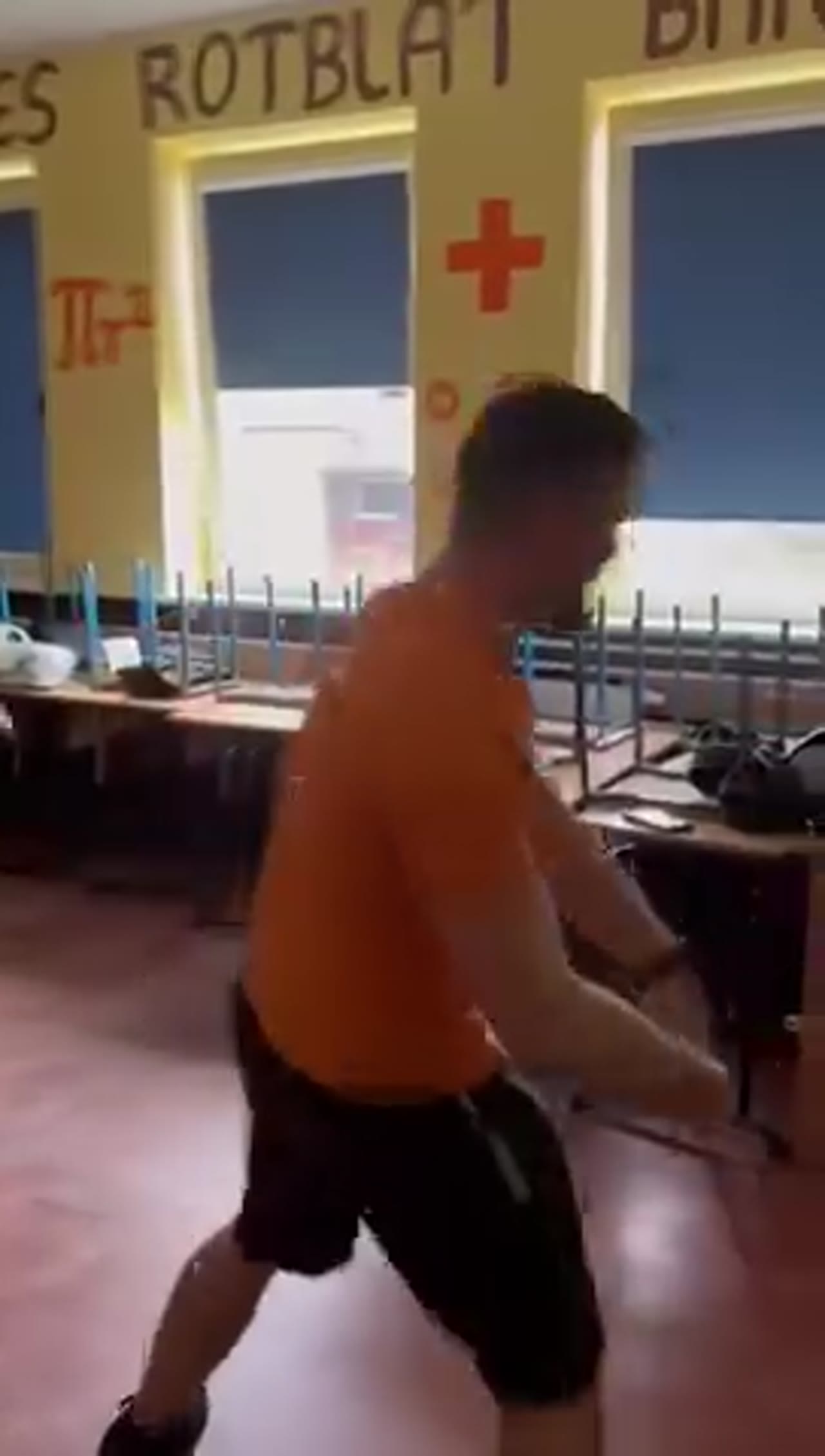 Klatka z filmu 2 — Dzień Wiosny i Dni Otwarte w ZSM! 🌼🎉  Wow! Co za niesamowi