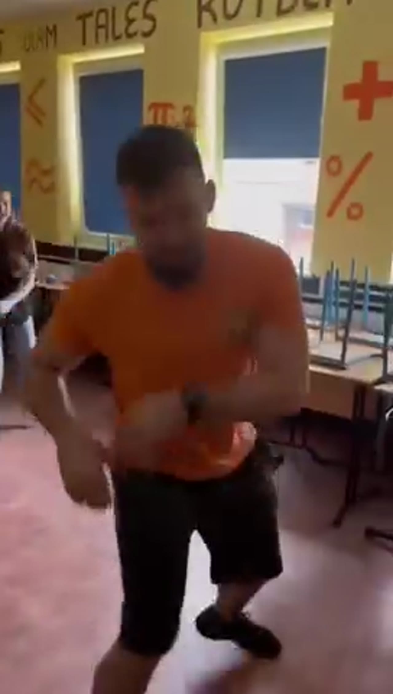 Klatka z filmu 4 — Dzień Wiosny i Dni Otwarte w ZSM! 🌼🎉  Wow! Co za niesamowi