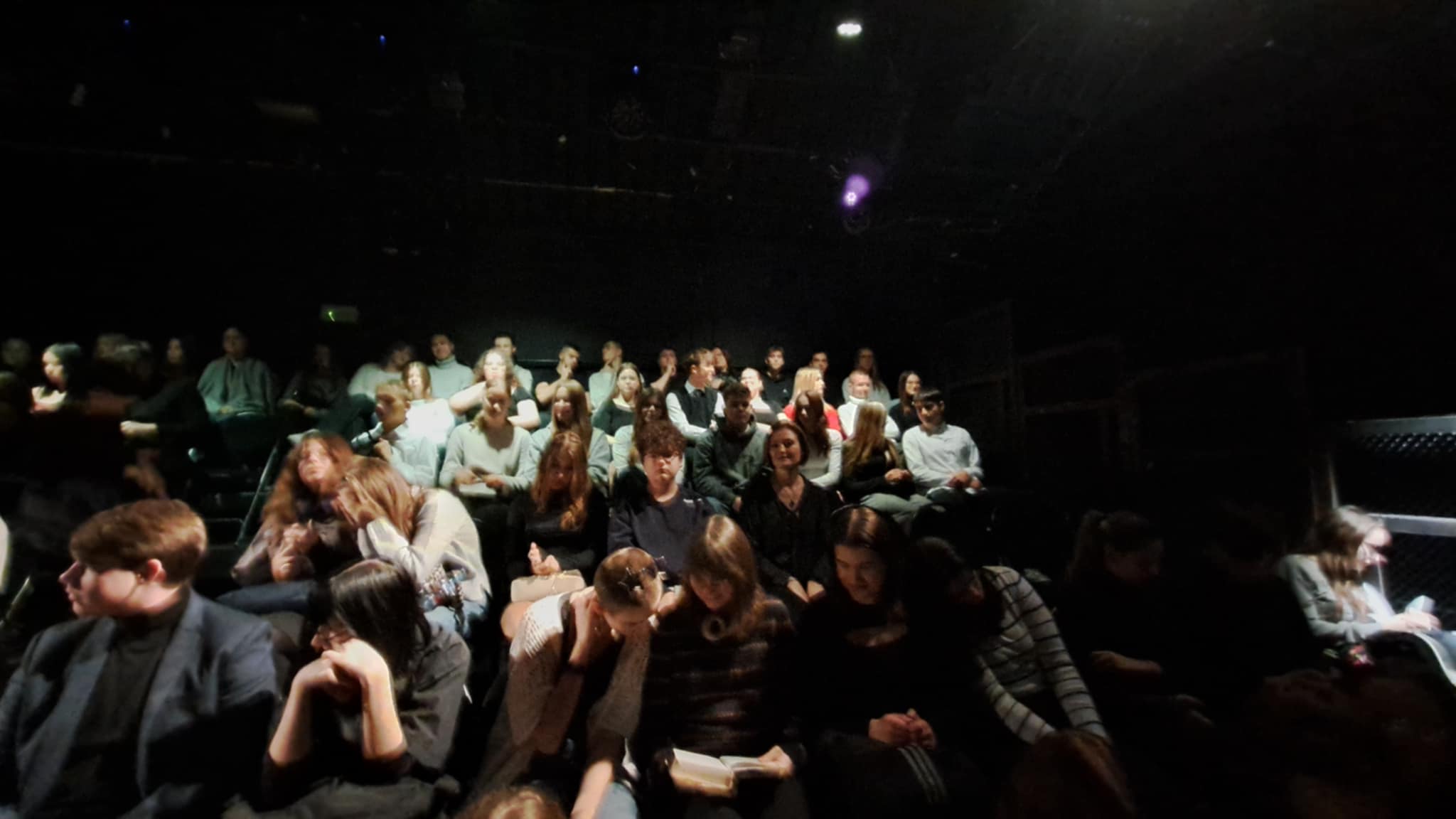 Dnia 26.11 uczniowie ZSM odwiedzili Toruń🎭 (zdjęcie 2)
