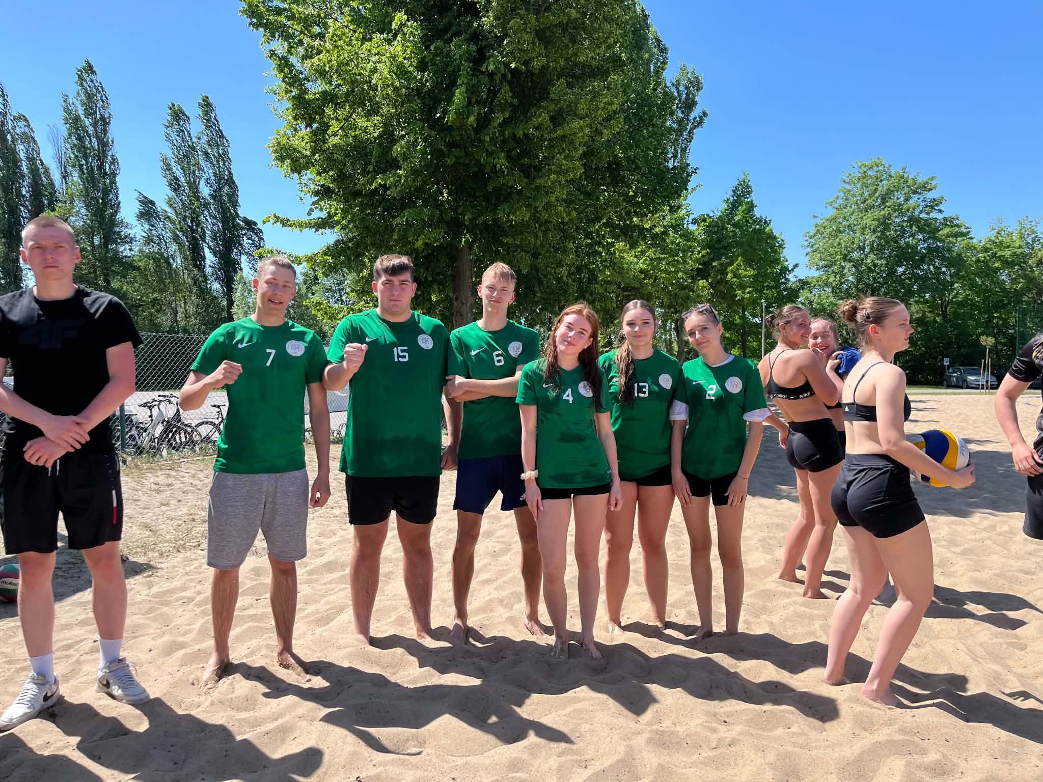 W dniu 21.05 odbyły się eliminacje szkolne do turnieju piłki plażowej w dniu 26.05 Panowie zajęli 3 miejsce…